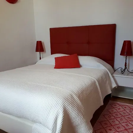 Hébergement de vacances V4 junto à praia ideal para relaxar Lagoa (Algarve)